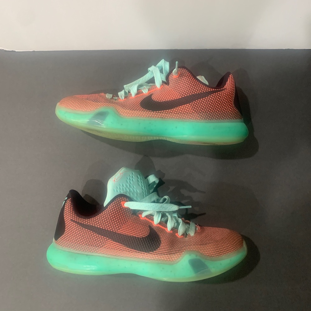 Nike Kobe 10 Easter Basketball Shoes